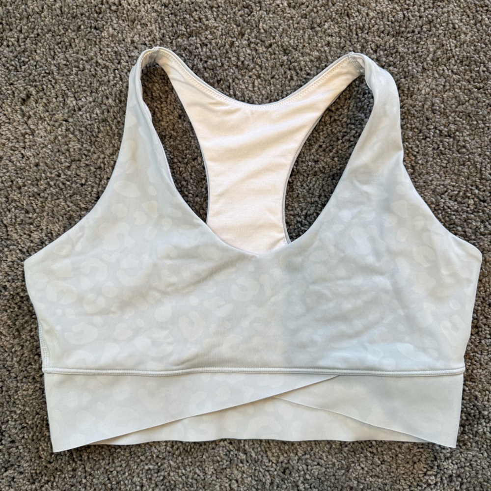 Light Blue Leopard Print Pattern Sports Bra